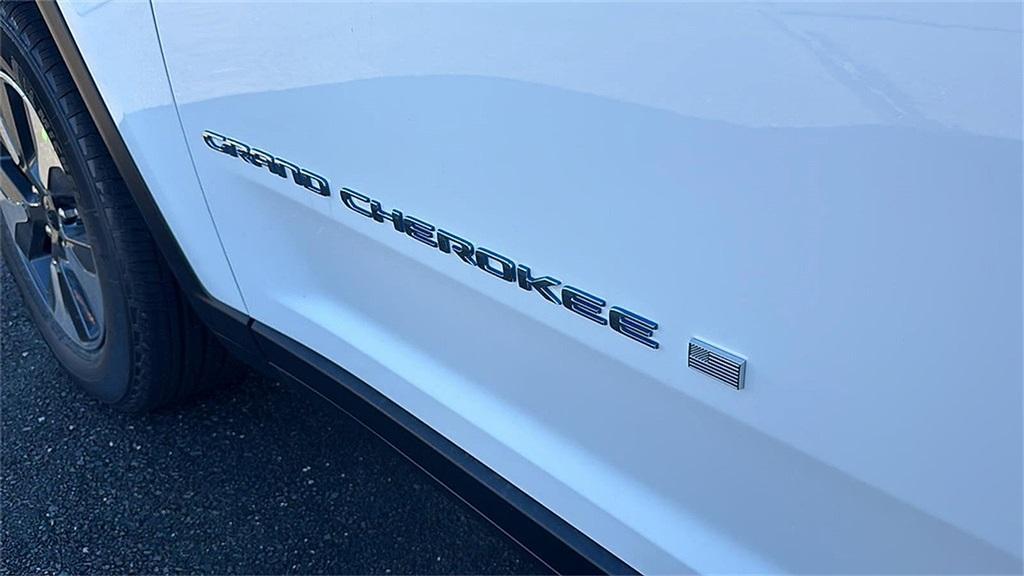 new 2024 Jeep Grand Cherokee 4xe car, priced at $48,084