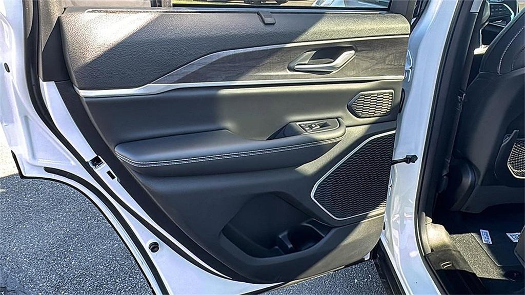 new 2024 Jeep Grand Cherokee 4xe car, priced at $48,084