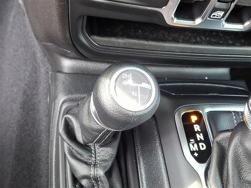 new 2025 Jeep Gladiator car, priced at $45,223