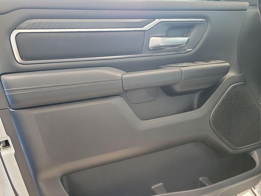 new 2025 Ram 1500 car