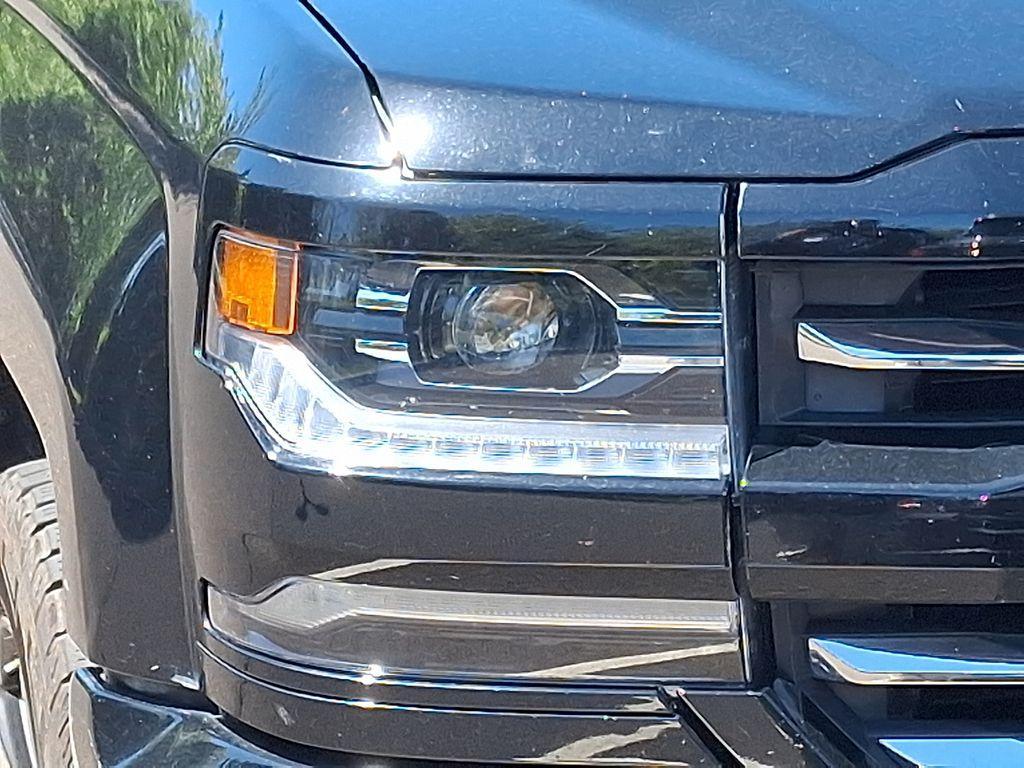 used 2018 Chevrolet Silverado 1500 car, priced at $28,551