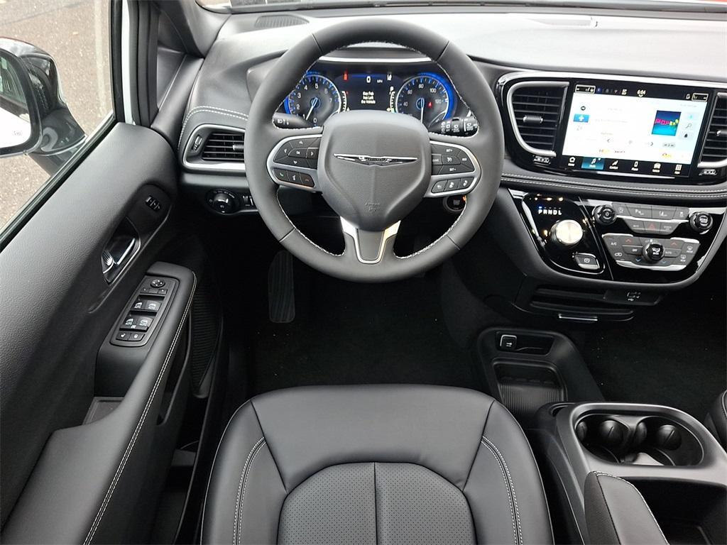 new 2026 Chrysler Pacifica car