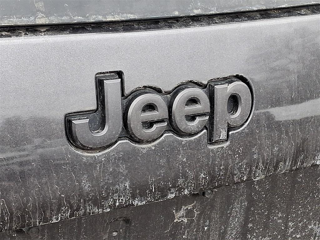 used 2021 Jeep Cherokee car, priced at $19,956