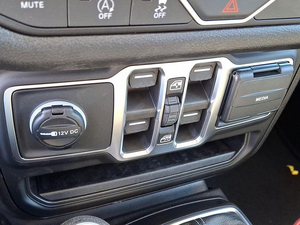 new 2026 Jeep Wrangler car, priced at $44,968