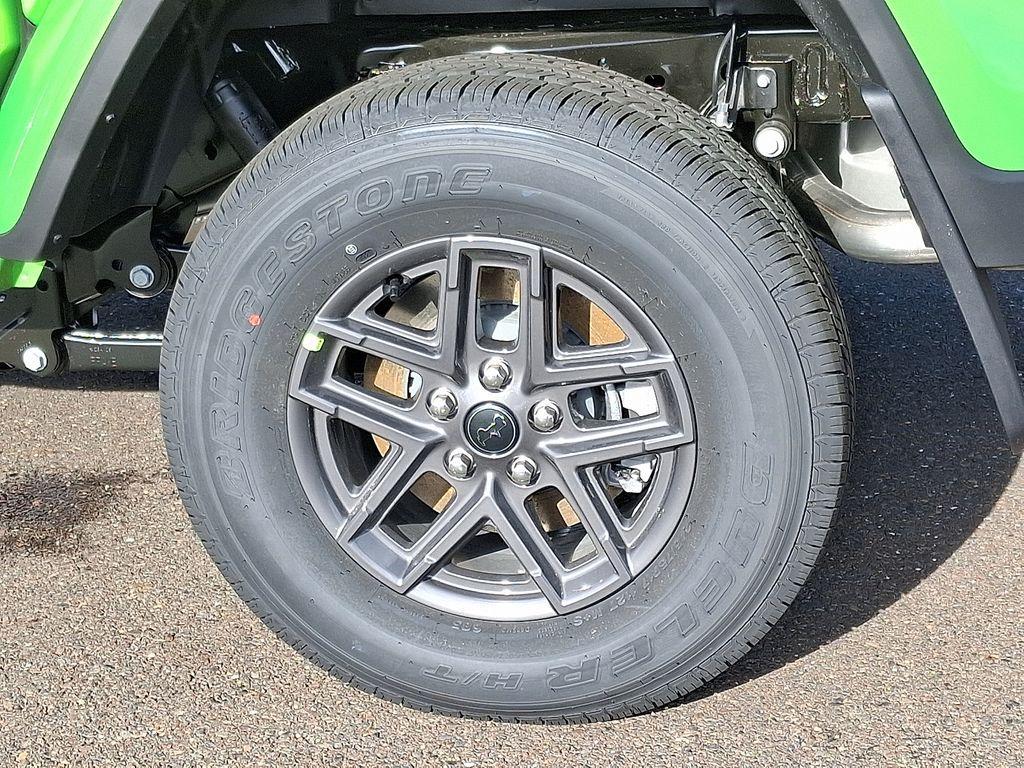 new 2026 Jeep Gladiator car, priced at $45,052