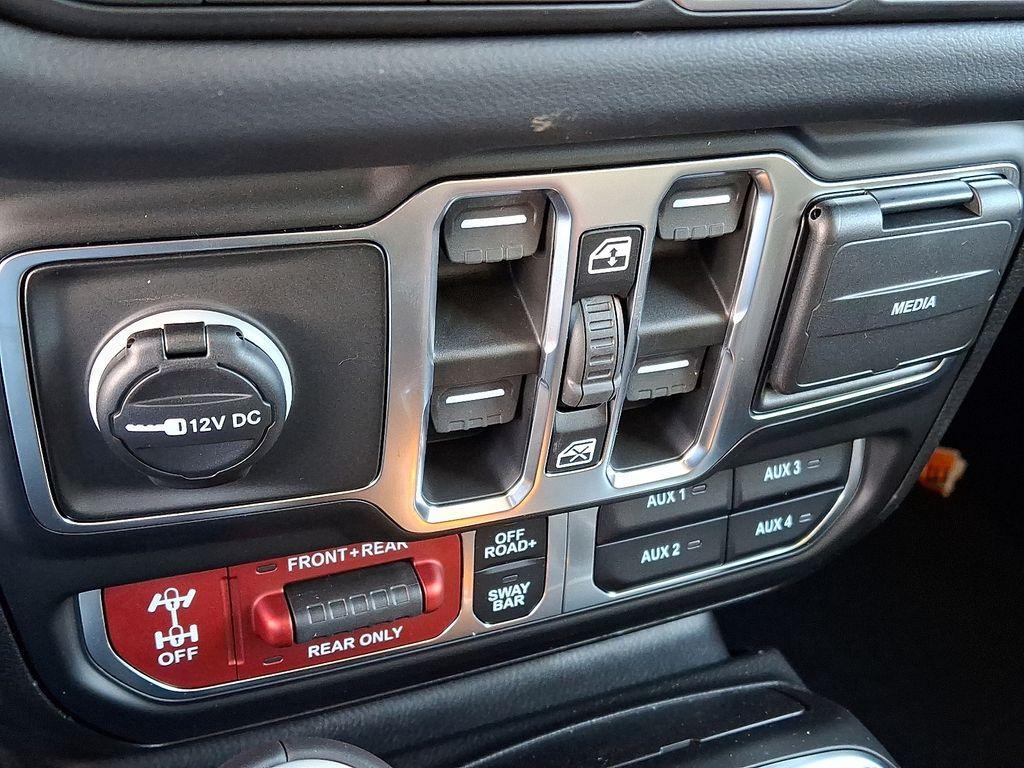 new 2026 Jeep Gladiator car, priced at $62,038