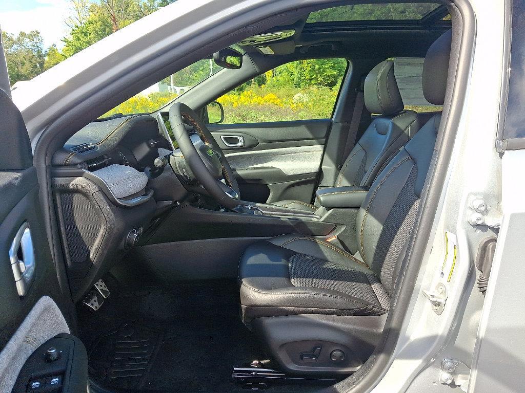 new 2026 Jeep Compass car, priced at $33,567