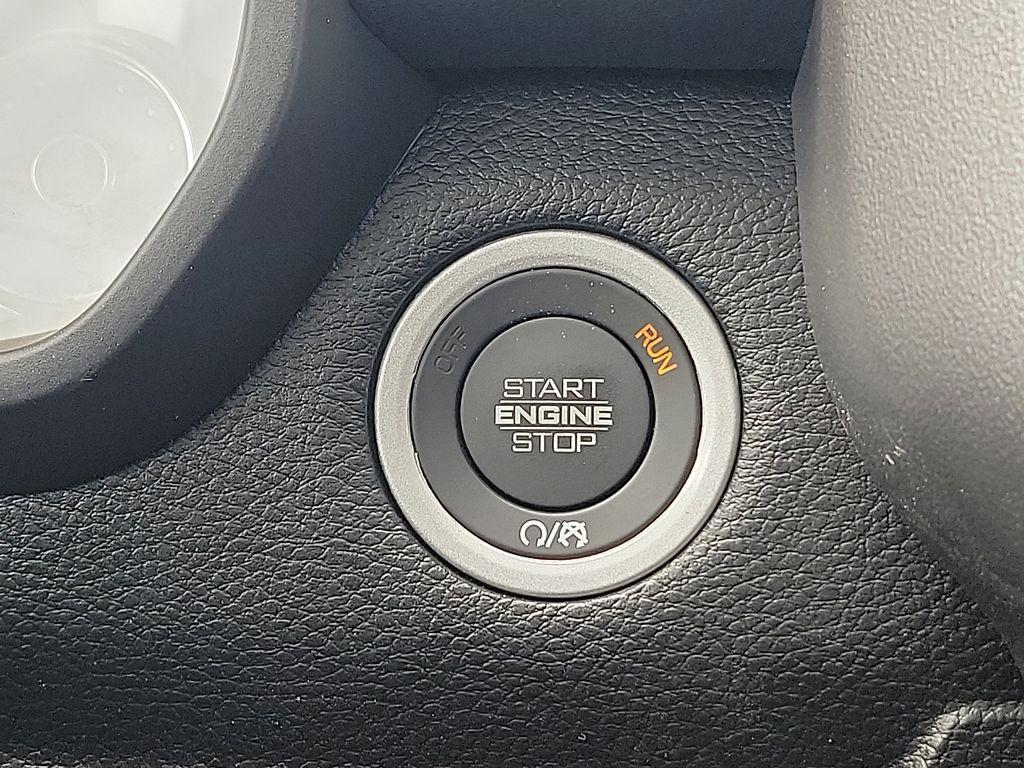 new 2025 Ram 1500 car