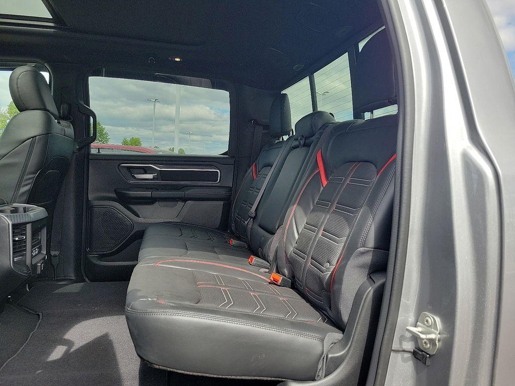 new 2025 Ram 1500 car