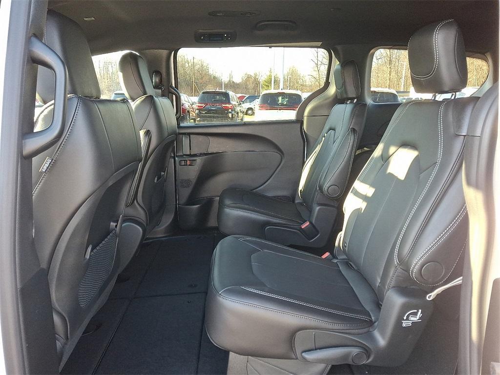 new 2026 Chrysler Voyager car