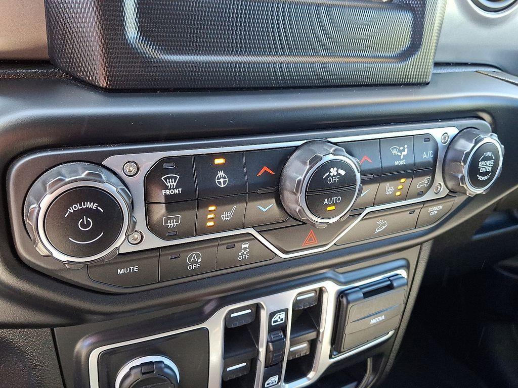 used 2021 Jeep Wrangler Unlimited car, priced at $29,888