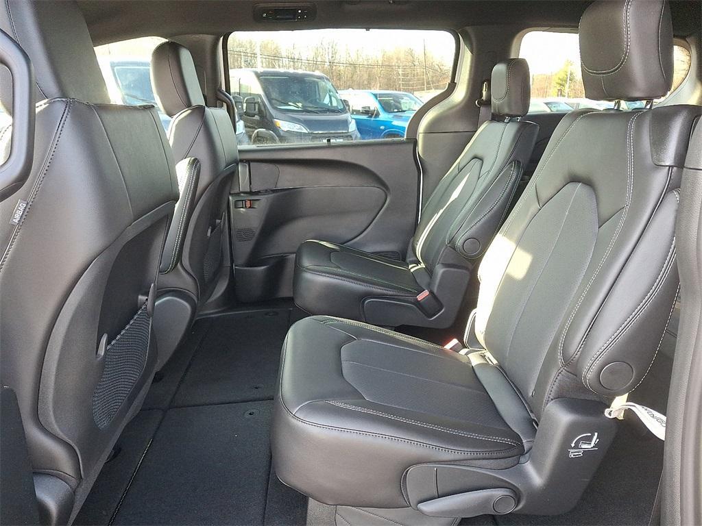 new 2026 Chrysler Voyager car