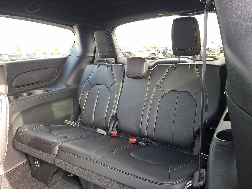 new 2026 Chrysler Pacifica car