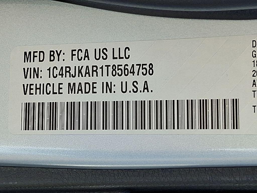 new 2026 Jeep Grand Cherokee L car, priced at $47,203