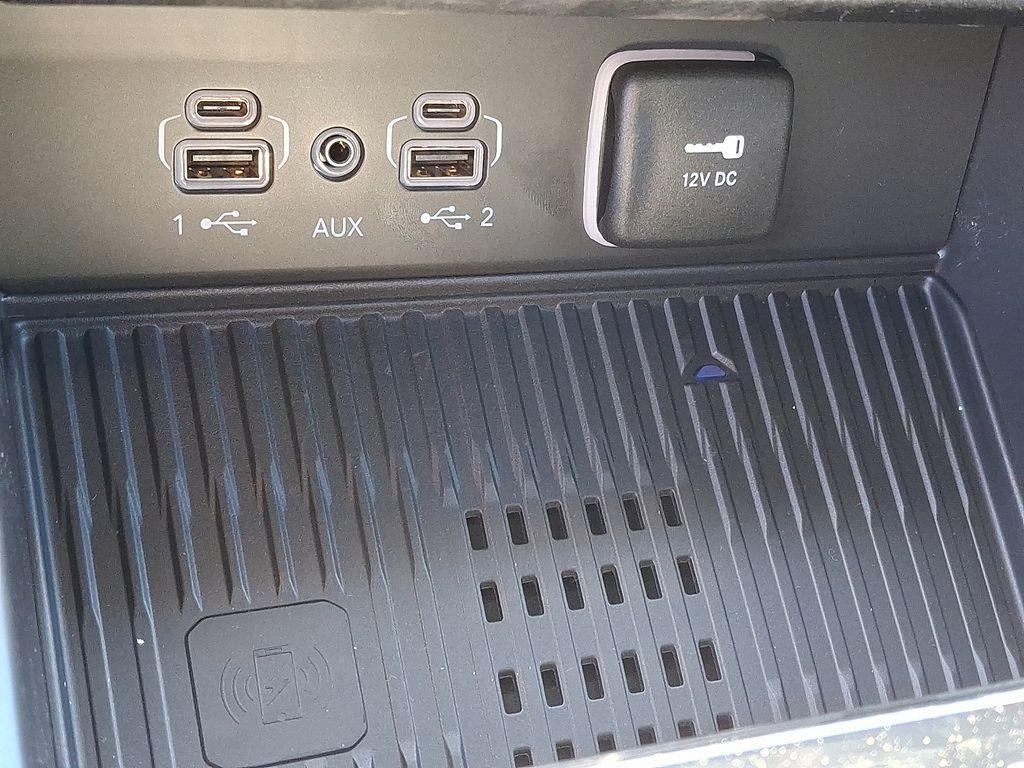 new 2026 Jeep Grand Cherokee L car, priced at $47,203