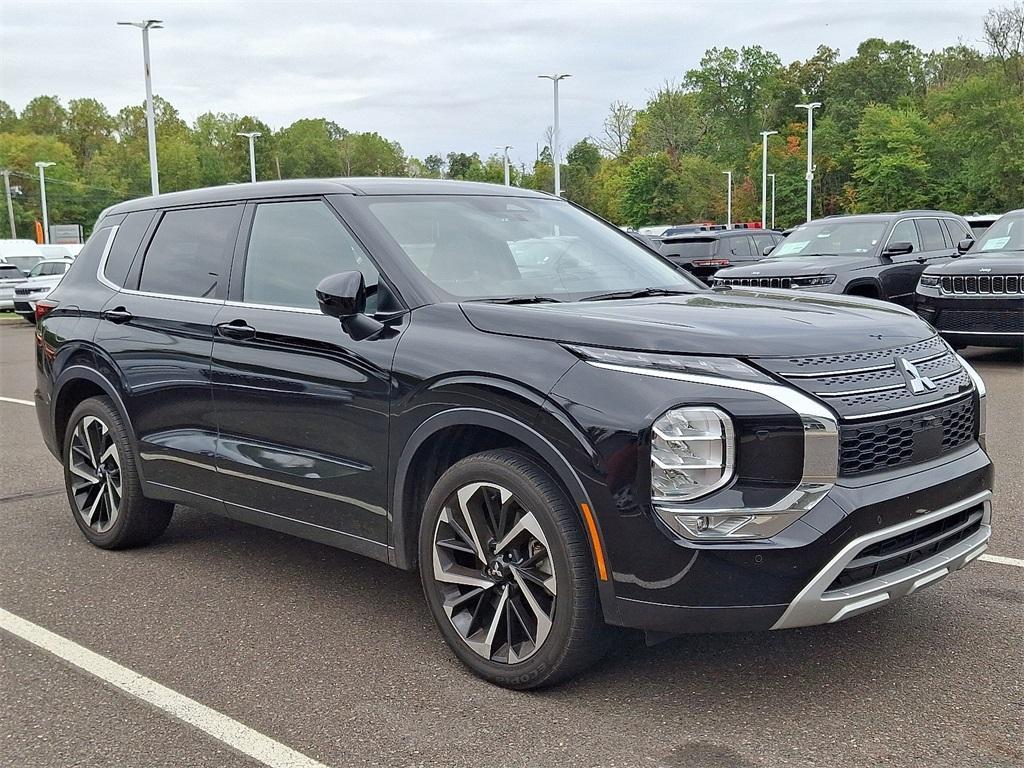 used 2023 Mitsubishi Outlander car, priced at $26,777
