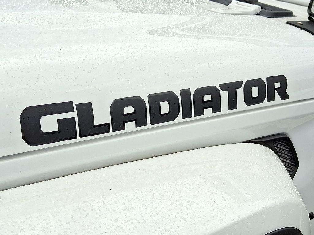 used 2021 Jeep Gladiator car, priced at $35,485