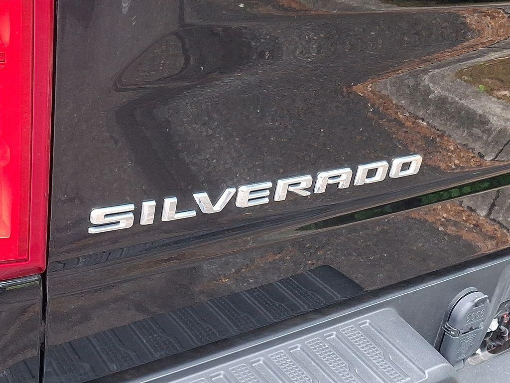 used 2022 Chevrolet Silverado 1500 car, priced at $43,279