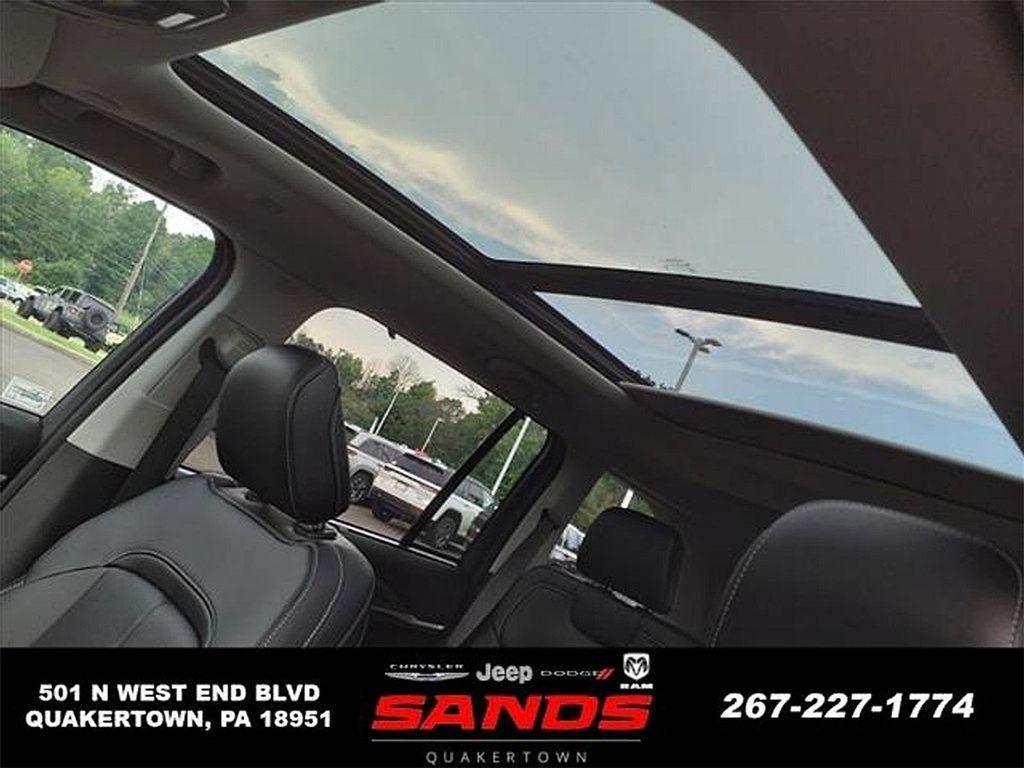 new 2023 Jeep Grand Cherokee 4xe car, priced at $48,246