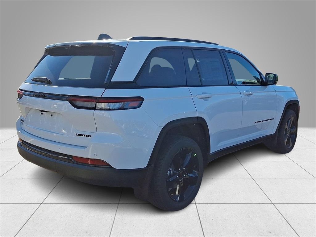 new 2025 Jeep Grand Cherokee car, priced at $55,015