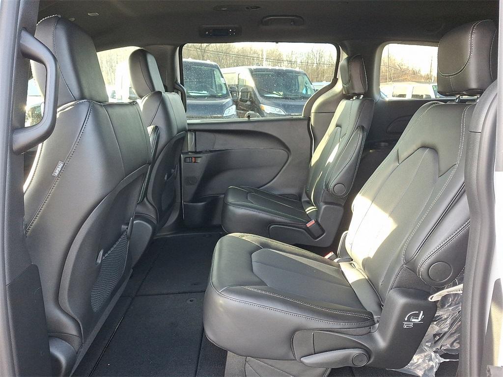 new 2026 Chrysler Voyager car