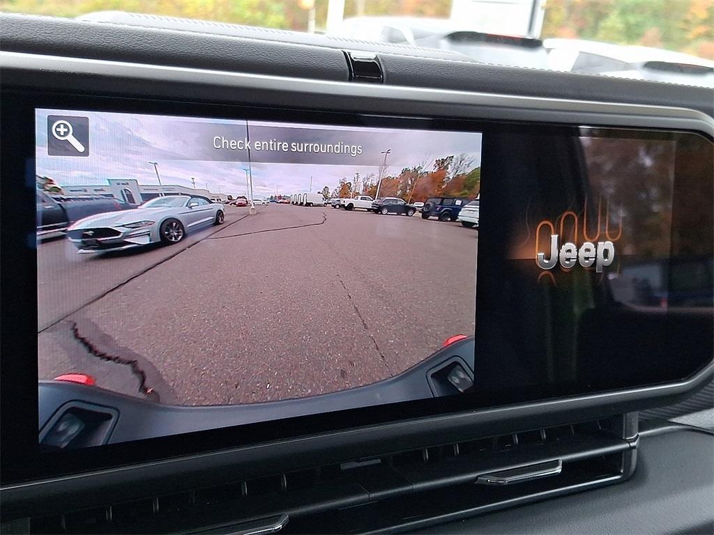 new 2025 Jeep Gladiator car, priced at $50,230