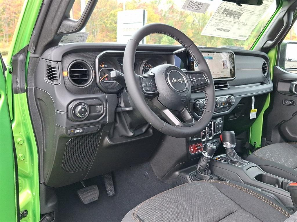 new 2025 Jeep Gladiator car, priced at $50,230