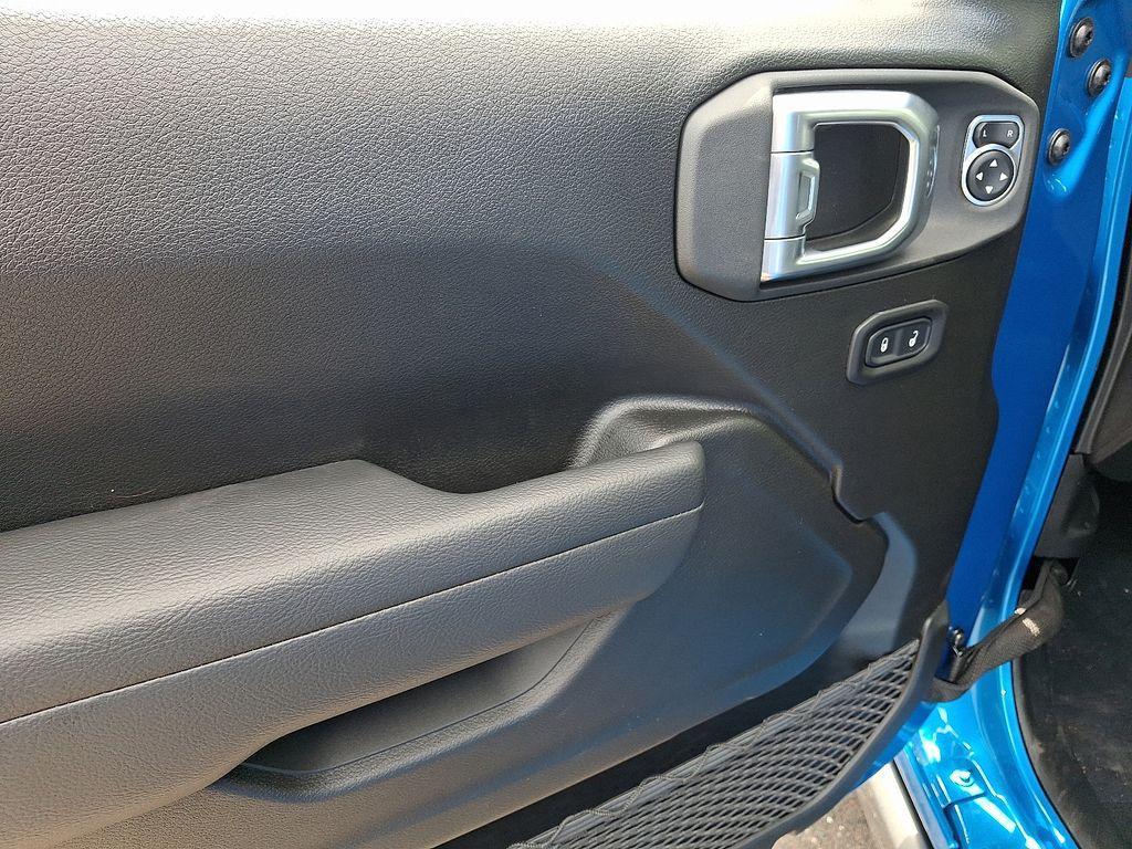 new 2026 Jeep Wrangler car, priced at $51,064