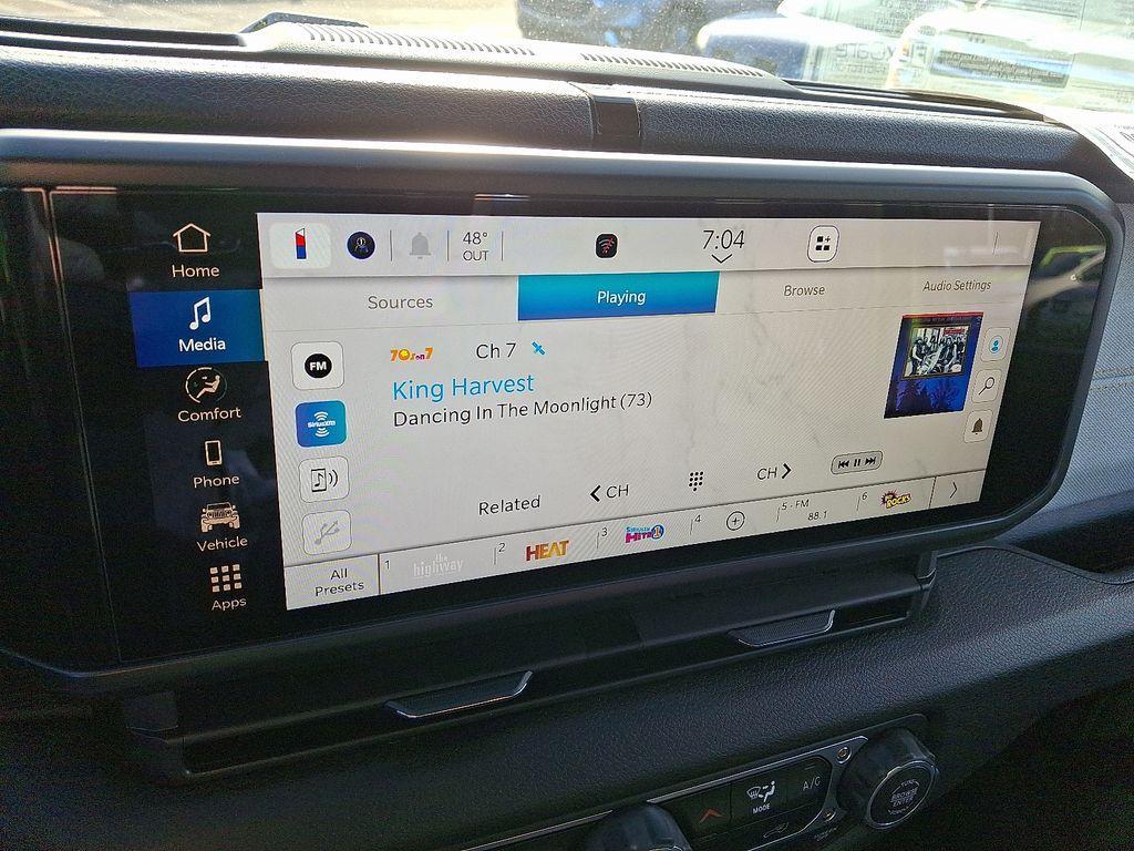 new 2026 Jeep Gladiator car, priced at $40,726