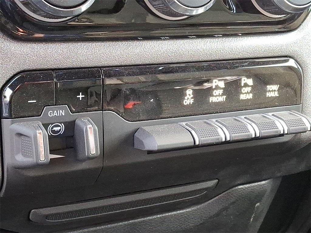 new 2025 Ram 1500 car, priced at $49,107