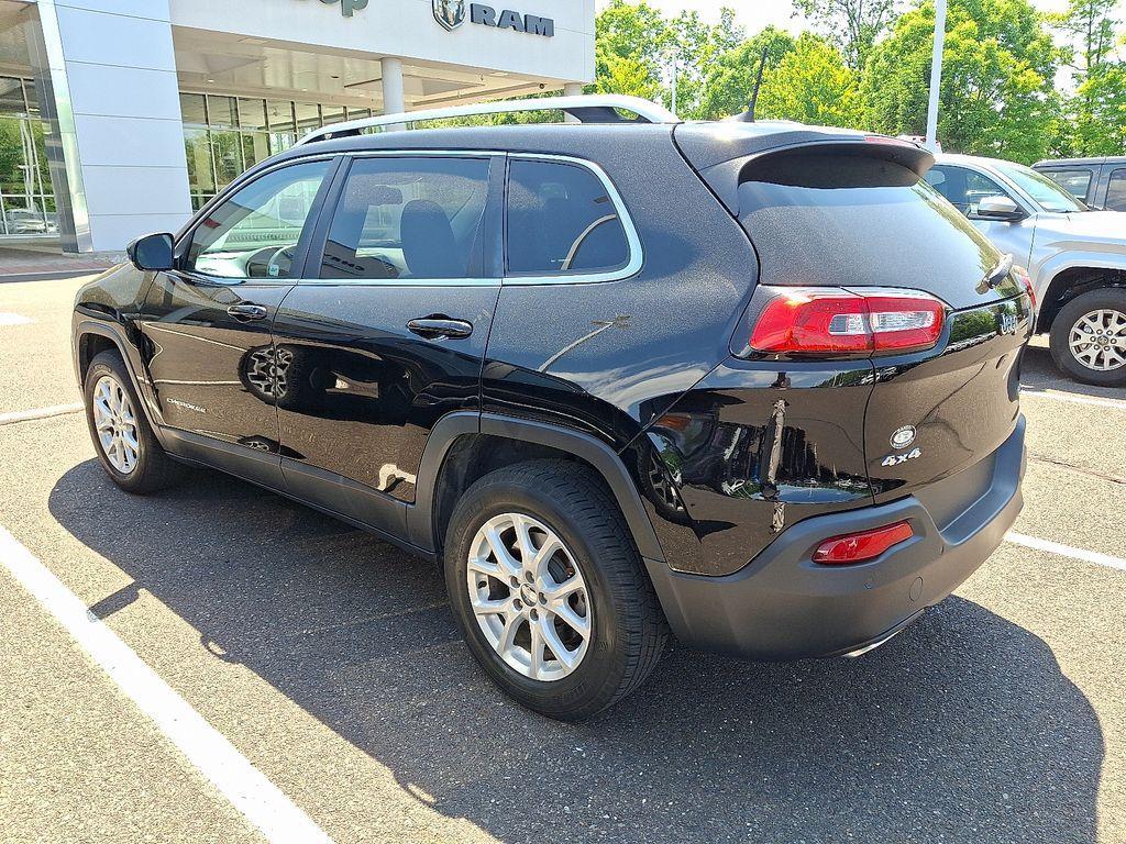 used 2017 Jeep Cherokee car, priced at $12,989