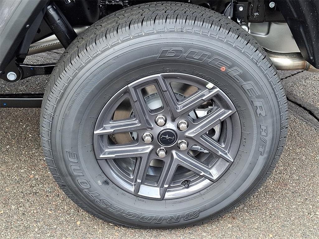 new 2025 Jeep Gladiator car, priced at $47,555