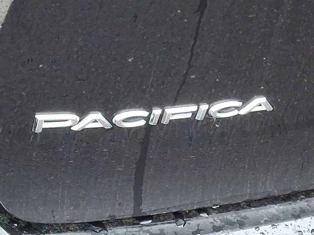 used 2024 Chrysler Pacifica Hybrid car, priced at $30,599