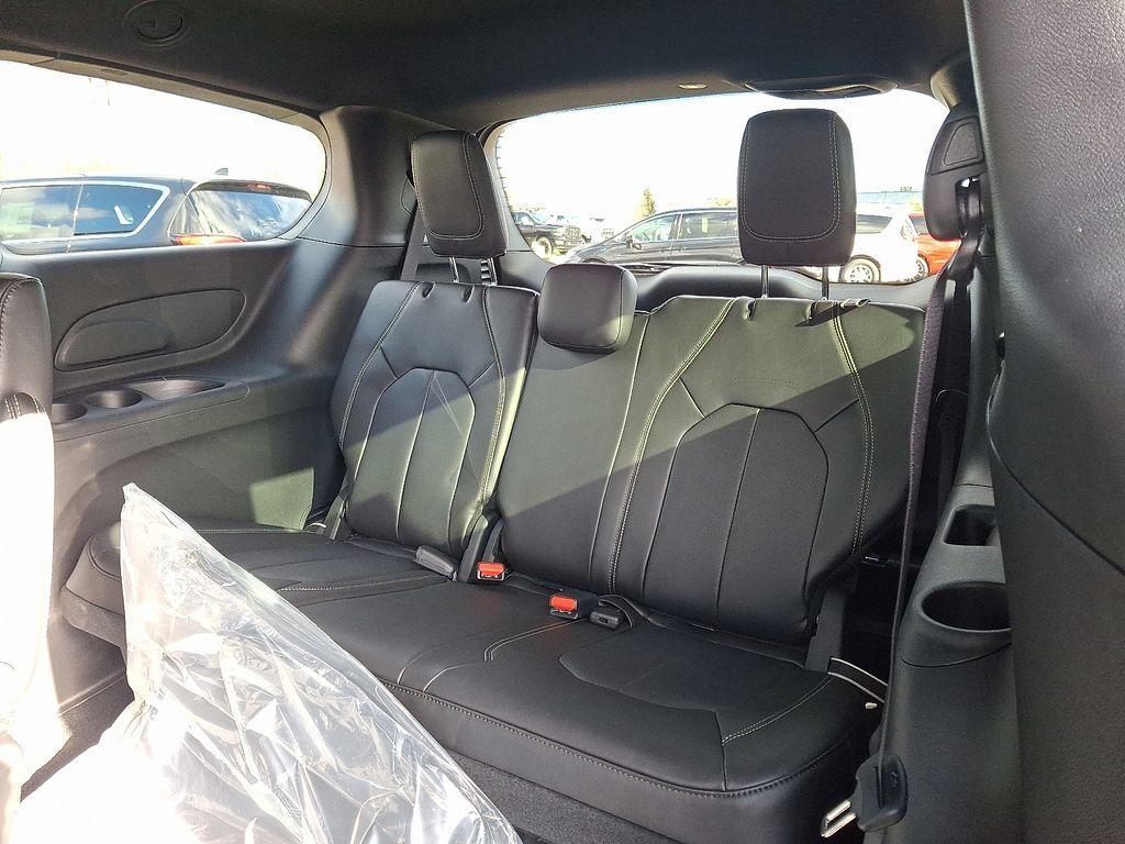 new 2026 Chrysler Voyager car