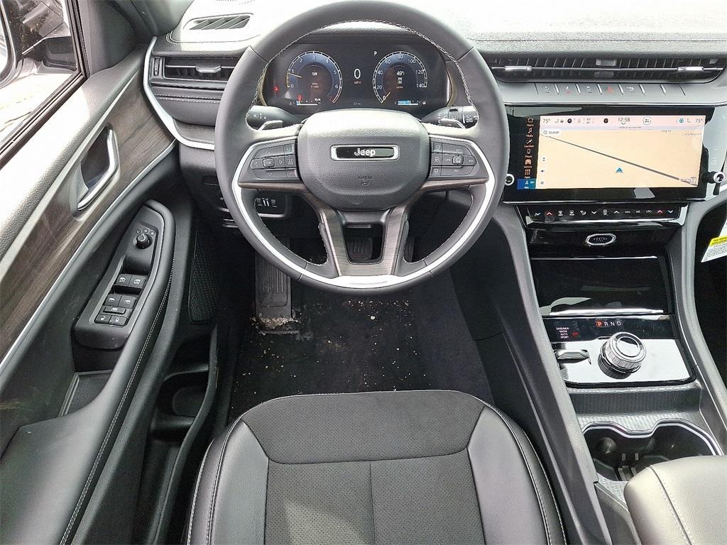 new 2026 Jeep Grand Cherokee car, priced at $47,169