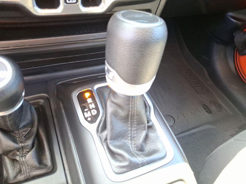 used 2020 Jeep Gladiator car, priced at $27,992