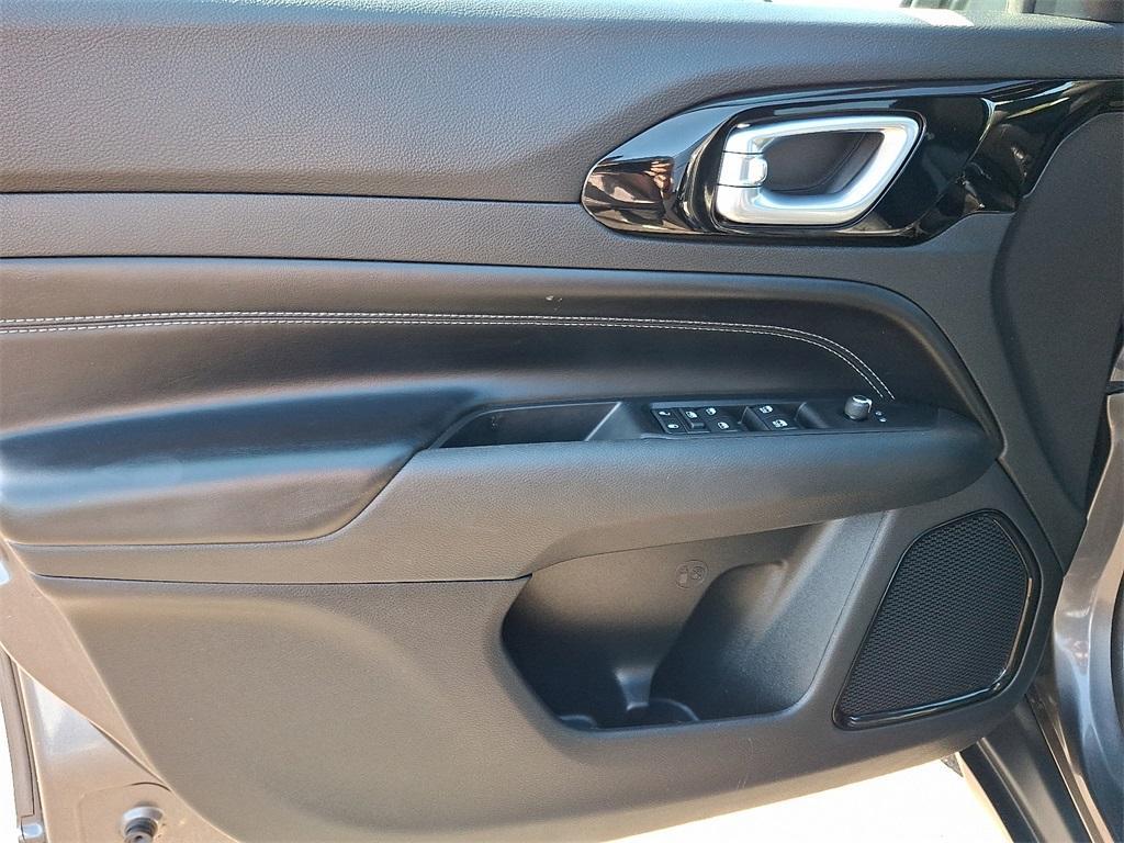 used 2022 Jeep Compass car, priced at $21,322