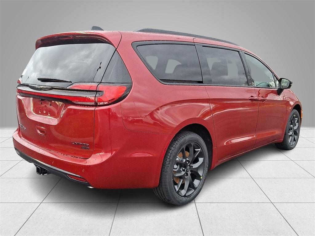 new 2026 Chrysler Pacifica car