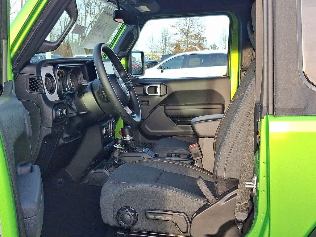 new 2026 Jeep Wrangler car, priced at $37,367