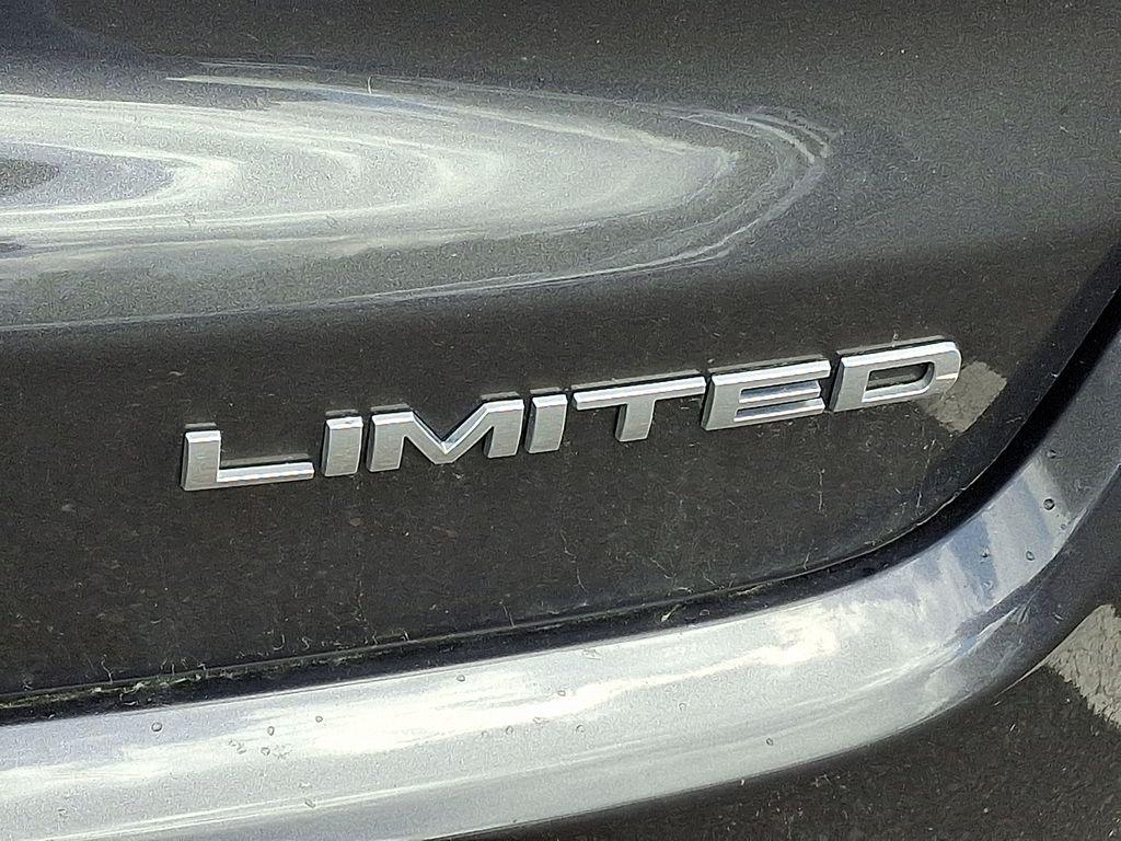 used 2023 Jeep Compass car, priced at $23,988