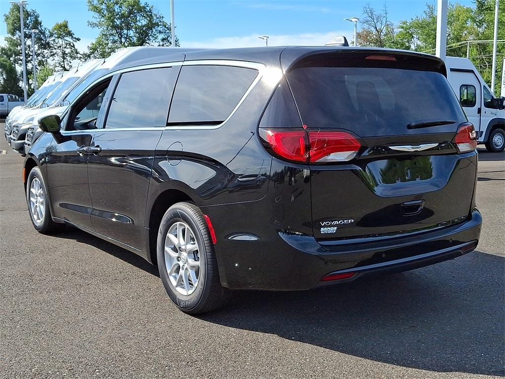 new 2026 Chrysler Voyager car