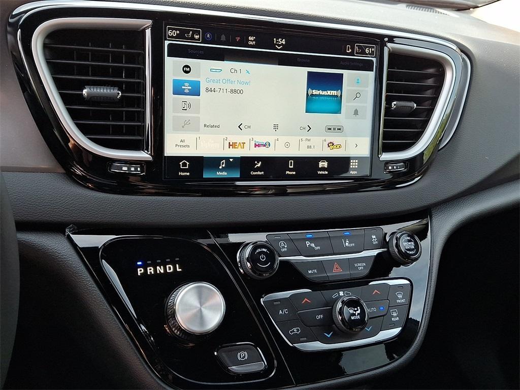 new 2026 Chrysler Voyager car