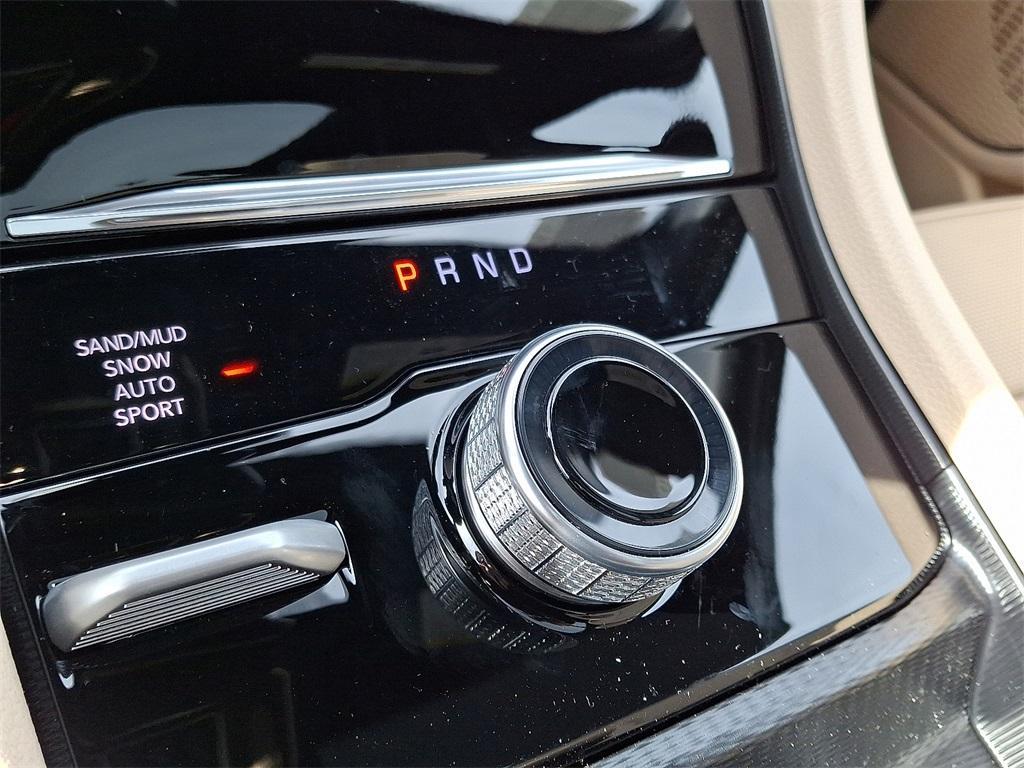 new 2025 Jeep Grand Cherokee car, priced at $51,150