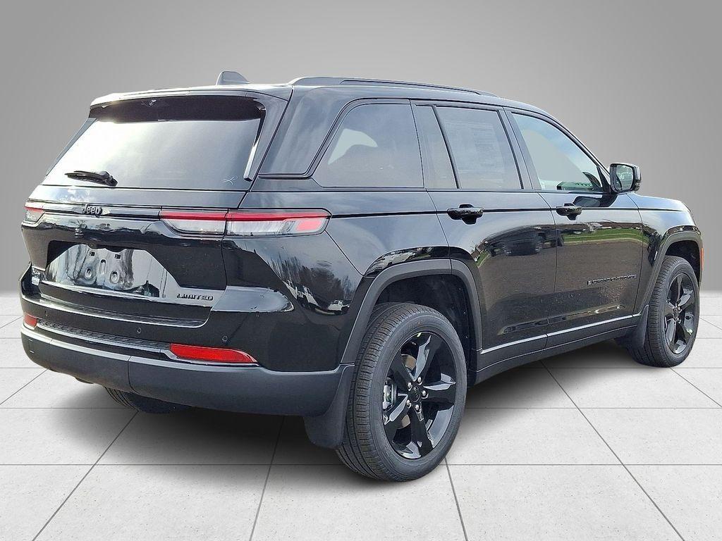 new 2025 Jeep Grand Cherokee car, priced at $52,150
