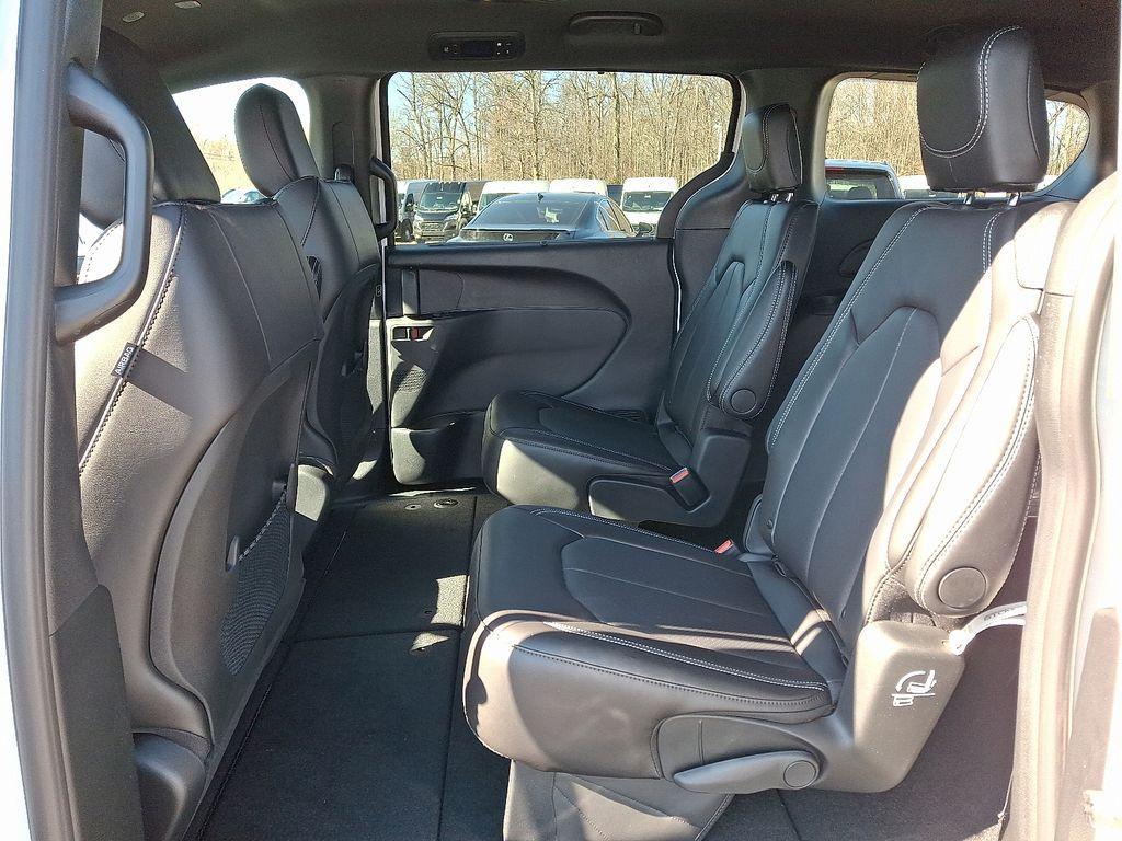 new 2026 Chrysler Voyager car