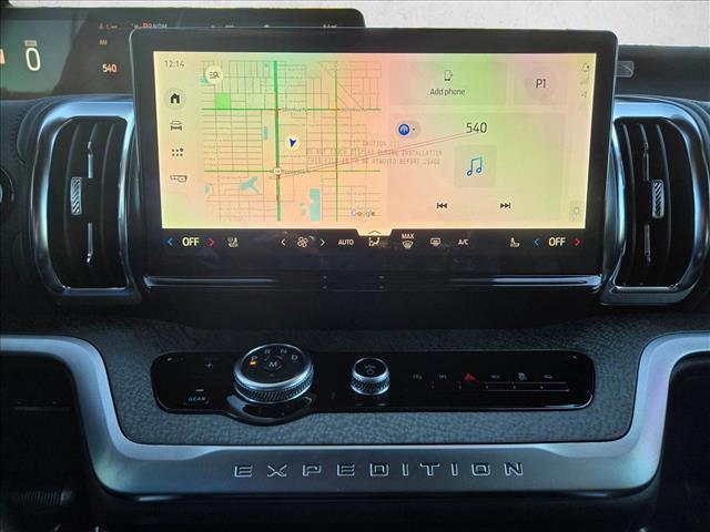 new 2025 Ford Expedition car, priced at $80,991