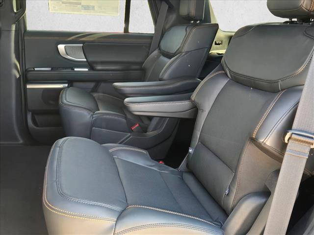 new 2025 Ford Expedition car, priced at $80,991