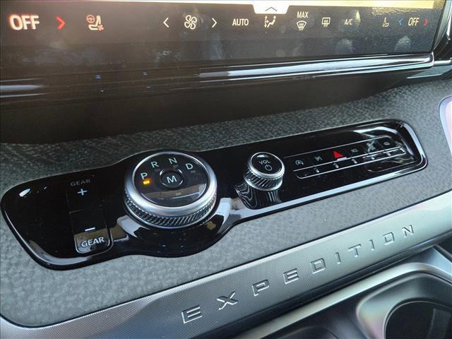 new 2025 Ford Expedition car, priced at $80,991