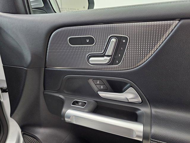 used 2020 Mercedes-Benz GLB 250 car, priced at $19,452