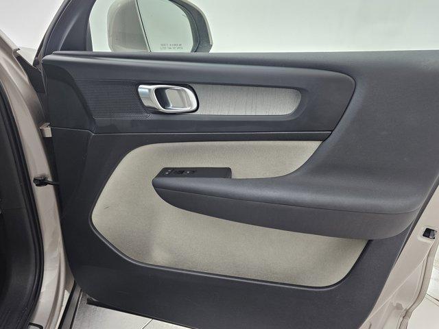 used 2023 Volvo XC40 car, priced at $26,035